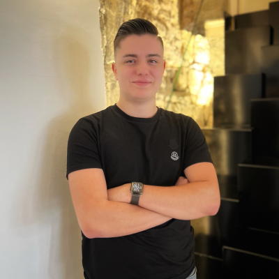 Adrien  Freléchoux - Associé - Courtier et directeur des locations