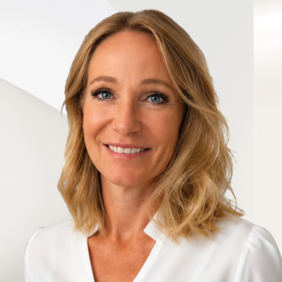 Regina Janssen - Stv. Shopleitung | Immobilienberaterin