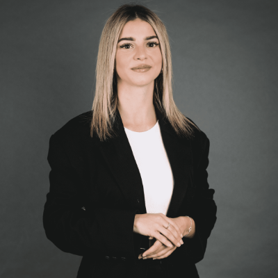 Mélanie TEIXEIRA - Assistante des ventes