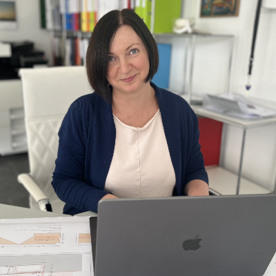 Yuliya Pochapynska - Administration
