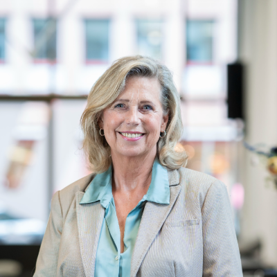 Marion von Rohr - Sales Agent