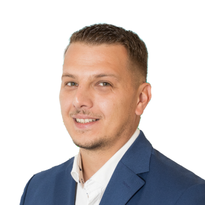 Arben Kryeziu - Courtier