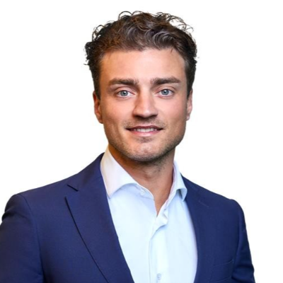 Koller Max - Analyst