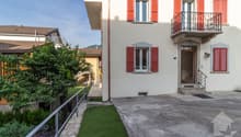 Listing picture