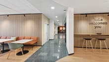 Design trifft Funktion der stilvolle Empfangsbereich