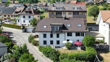 Liegenschaft Aussen mit Sitzplatz