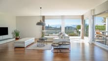 Geräumiges Wohnzimmer