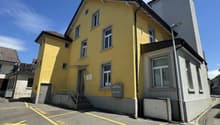 Gewerbehaus von aussen