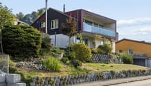 Wohnhaus: Bietet Platz für eine oder mehrere Parteien
