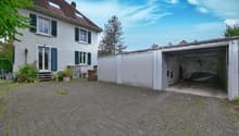 3 garages box individuels - 5, 6 places extérieures