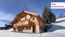 vue extérieure du chalet / Außenansicht des Chalets / Exterior view of the cabin