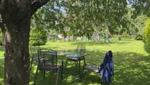 Jardin joliment arboré / Wunderschöner Garten / Beautifully planted garden / ???????? ???