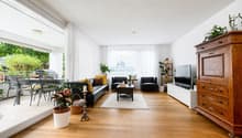 Wohnzimmer / Living Room