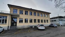 Parkplätze vor dem Eingang verfügbar