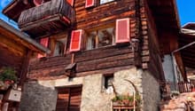 Typisches Walliser Holzhaus / Maison en bois typique du Valais
