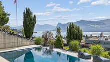 Pool mit fantastischer Seesicht