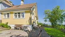 Ansicht Liegenschaft mit Terrasse