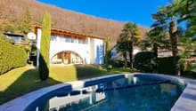 Grosszügige Villa mit idyllischer Lage und großem Pool 25