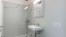 80517-T.10.05-Badezimmer 1-1.jpg