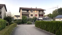 Aussenansicht Dachwohnung links