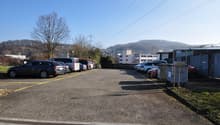 Parkplatz_Feld.JPG