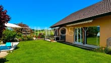 Grand jardin verdoyant