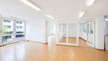 Grosszügige Bürofläche mit klarer Raumstruktur