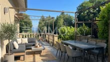 Grande terrasse vue sur les Alpes