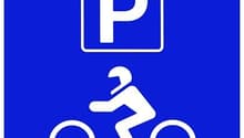 Motorradparkplatz.jpg