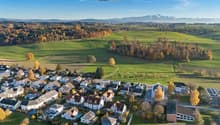 In ruhiger und ländlicher Lage eingebettet.