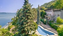 villa with sea view, swimming pool, large garden, balcony, waterfront