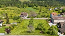 Traumhafte Baulandparzelle mit beeindruckendem Blick ins Tal