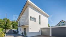 Listing picture
