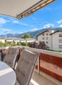 Balcon avec vue sur les Alpes