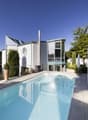 Aussenbereich mit Pool