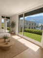 Wohnzimmer mit Blick zur Rigi