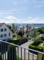Terrasse mit See- und Bergsicht