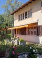 11_Haus Sicht von Garten seitlich