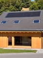 Musterhaus im Endbau / Maison témoin en phase finale de construction / Model home nearing completion / Casa modello in fase di completamento