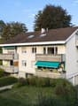 identisches Haus gegenüber