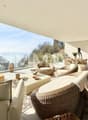 Terrasse avec vue sur le lac