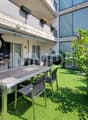 Grosszügige Terrasse zum Entspannen