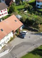 MFH mit Vorplatz und Garten