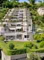 Grosszügige Terrassenwohnung mit Gartenparadies