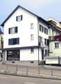 Modernes Wohn- und Geschäftshaus in zentraler Lage