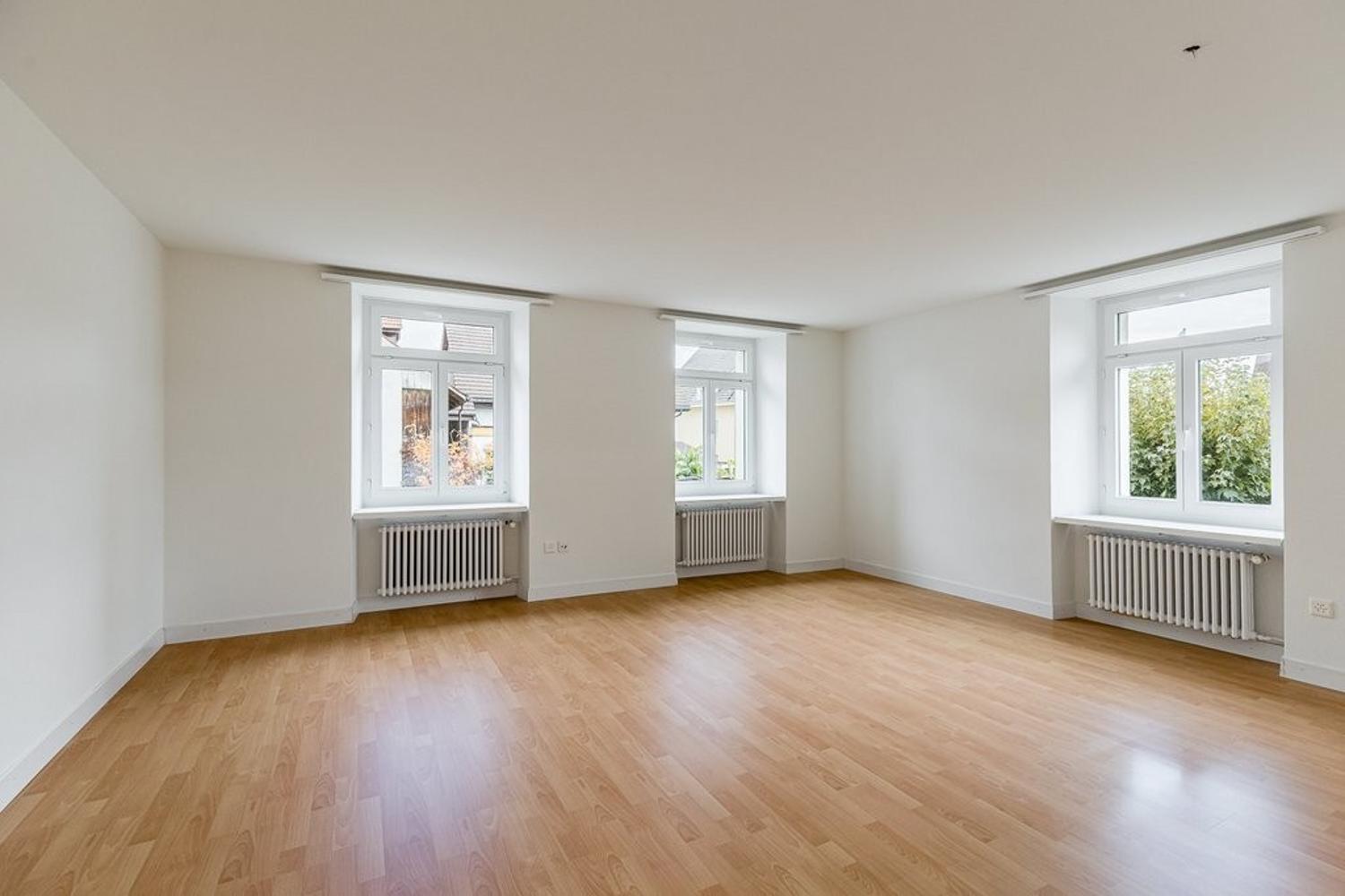 Ihr neues Zuhause in GrÃ¼ner Umgebung 5604 Hendschiken