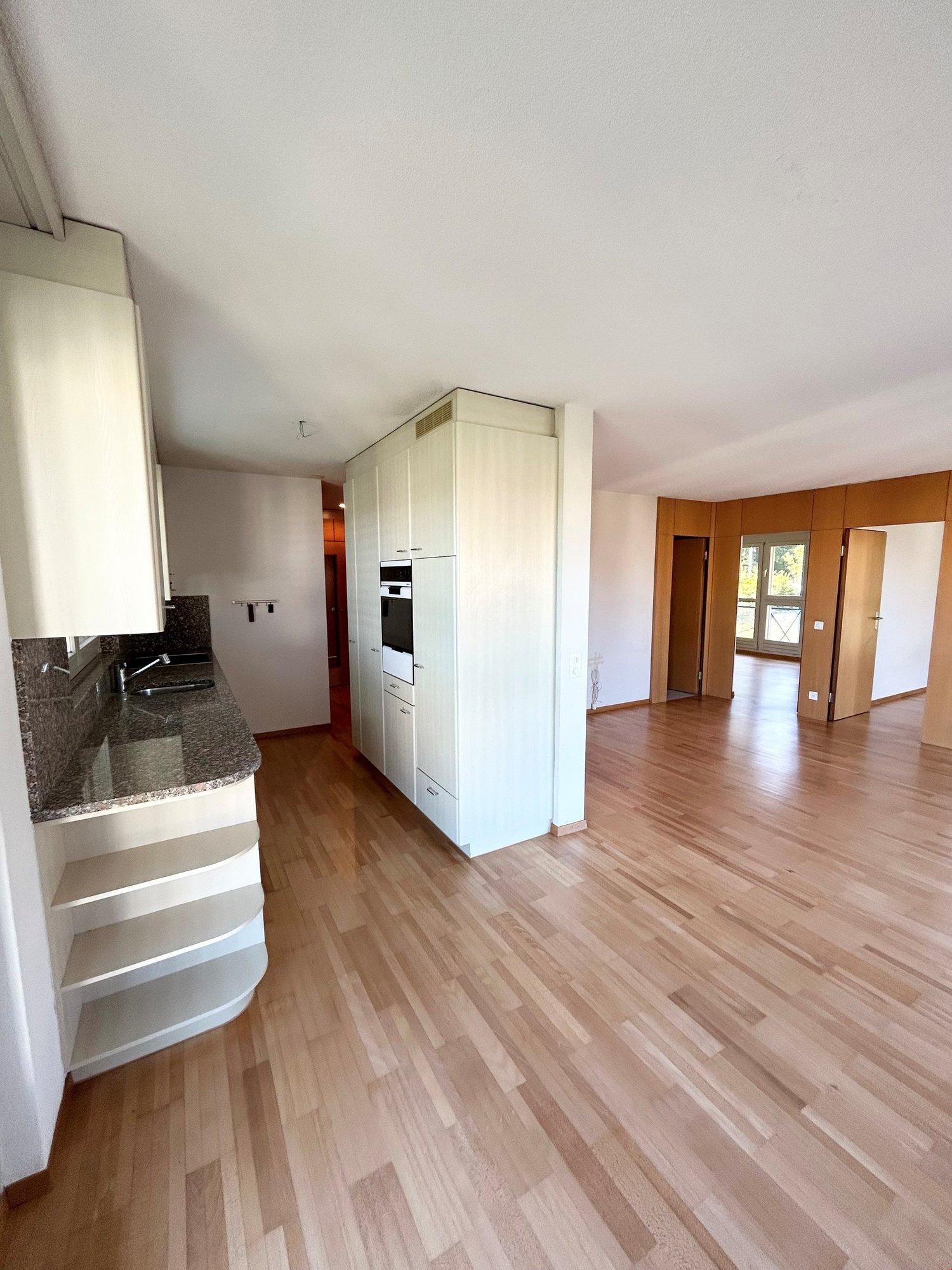 Charmante 3.5-Zimmer-Wohnung mit Balkon in Brügglen