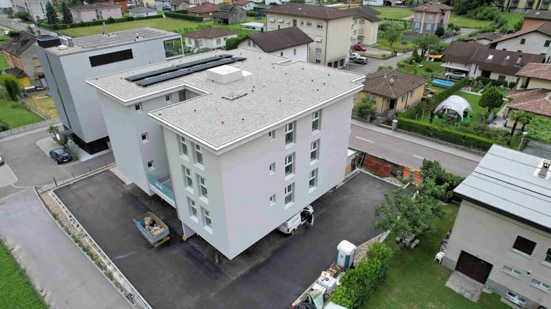 Nuovo appartamento con grande terrazza (2)