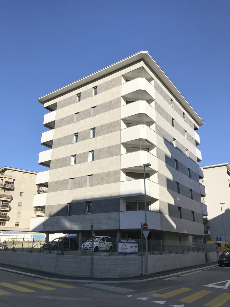 Lugano: Appartamento di 6.5 locali con balcone (1)