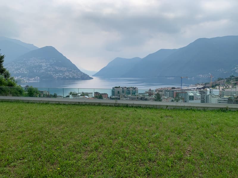 Lugano - moderno duplex zona tranquilla splendida vista lago (1)